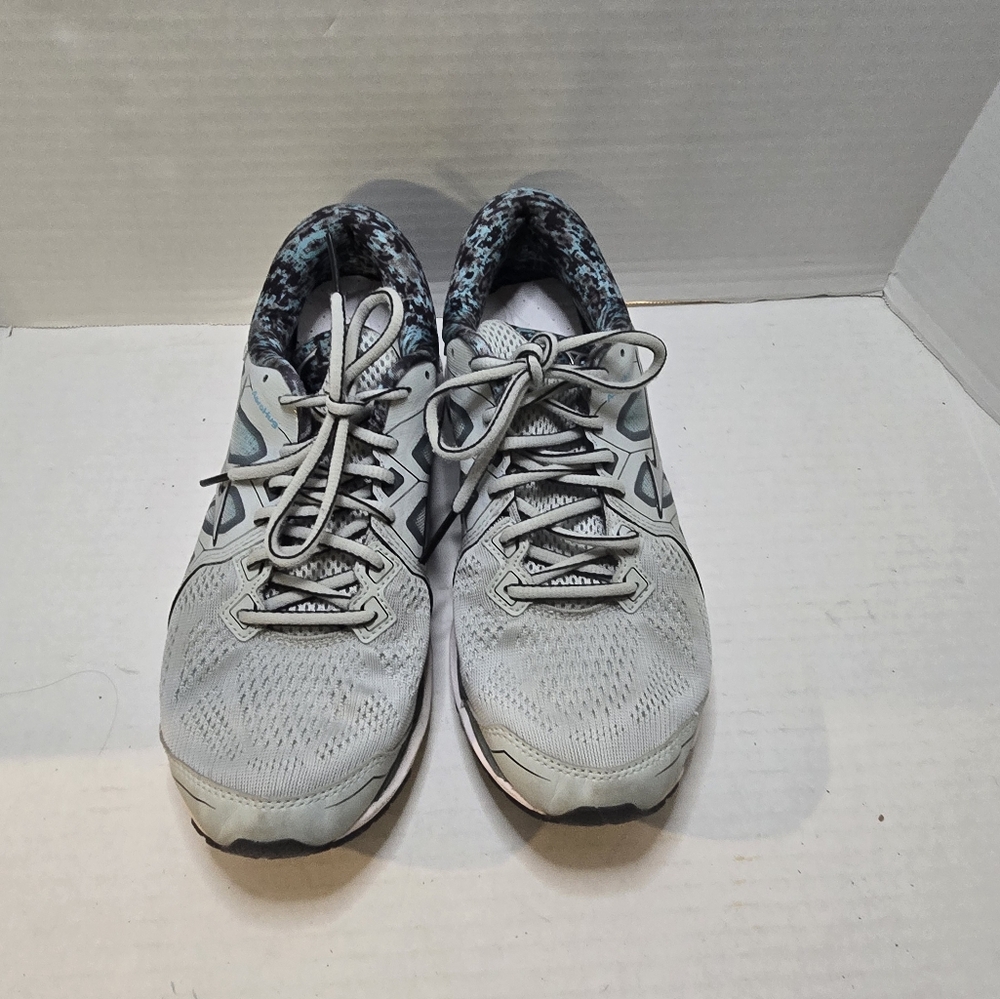 Women‎ running shoes